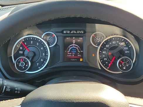 Used 2025 RAM 1500 Big Horn RWD image 17