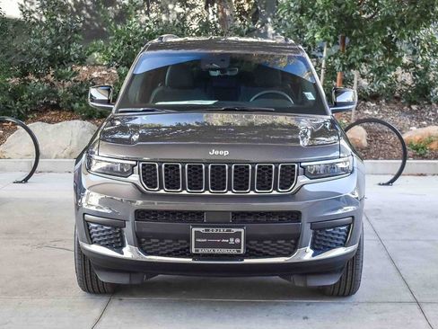 New 2026 Jeep Grand Cherokee L Laredo w/ MOPAR Finishing Package image 2