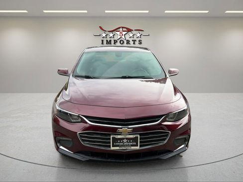 Used 2016 Chevrolet Malibu LT w/ Leather Package FWD image 8