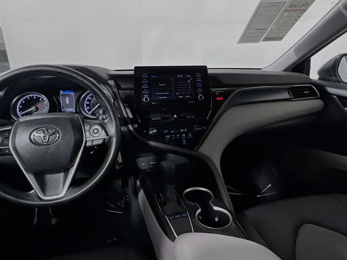 Used 2023 Toyota Camry LE image 29