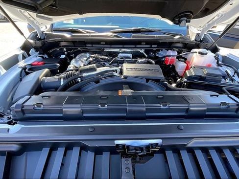 New 2026 GMC Sierra 2500 SLT w/ SLT Premium Package AWD/4WD image 12
