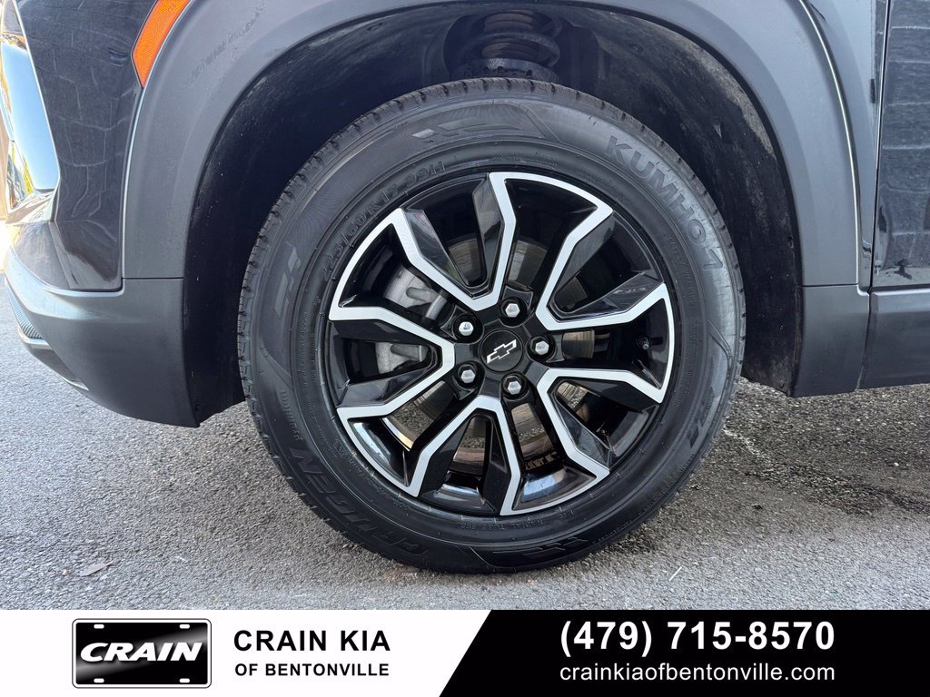 Used 2024 Chevrolet TrailBlazer ACTIV w/ Driver Confidence Package FWD image 32