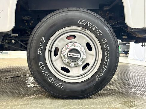 Used 2021 Ford F350 XL w/ Power Equipment Group AWD/4WD image 33