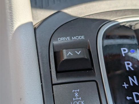 Used 2025 Hyundai Kona SEL AWD/4WD image 23