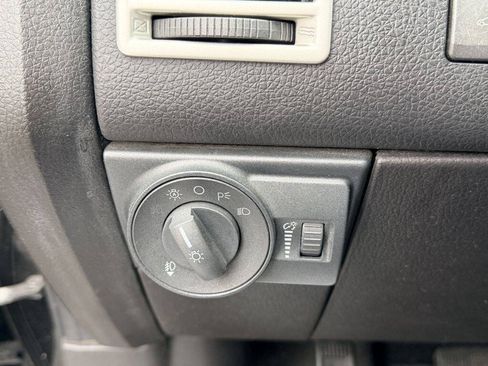 Used 2010 Lincoln MKX 2WD image 15