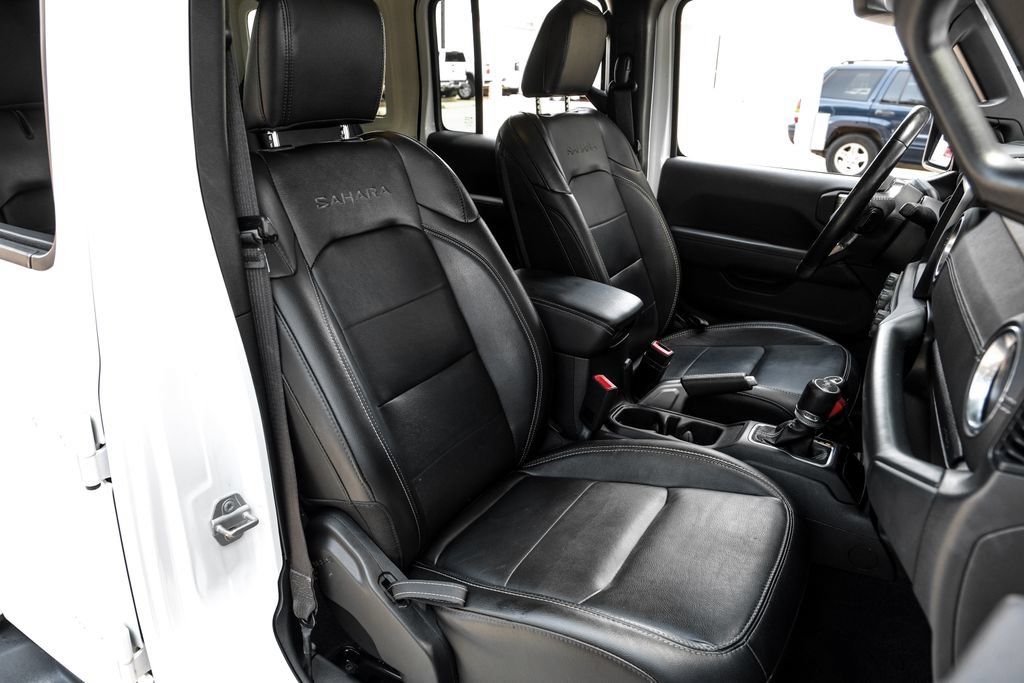 Used 2020 Jeep Wrangler Unlimited Sahara AWD/4WD image 41