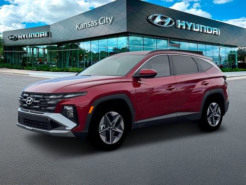 New 2026 Hyundai Tucson SEL FWD image 2