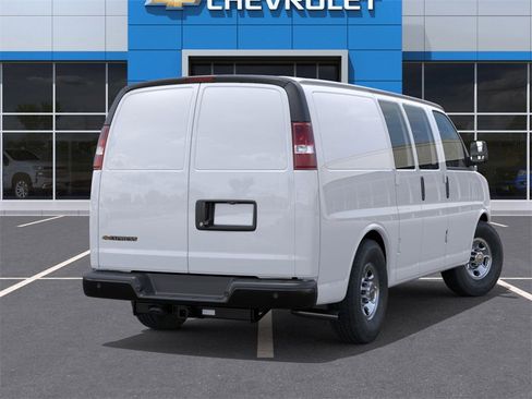 New 2025 Chevrolet Express 2500 w/ Enhanced Convenience Package image 4