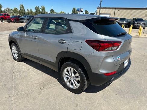 Used 2023 Chevrolet TrailBlazer LS AWD/4WD image 33