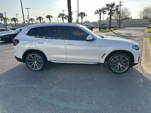 Used 2024 BMW X3 sDrive30i w/ Convenience Package RWD image 7