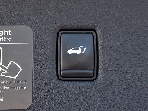 Used 2020 INFINITI QX50 Luxe w/ Navigation Package image 31