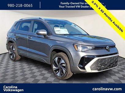 New 2025 Volkswagen Taos SE