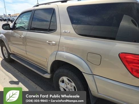 Used 2001 Toyota Sequoia SR5 AWD/4WD image 10