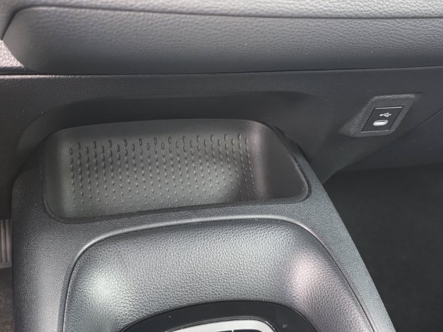 Used 2023 Toyota Corolla LE FWD image 17
