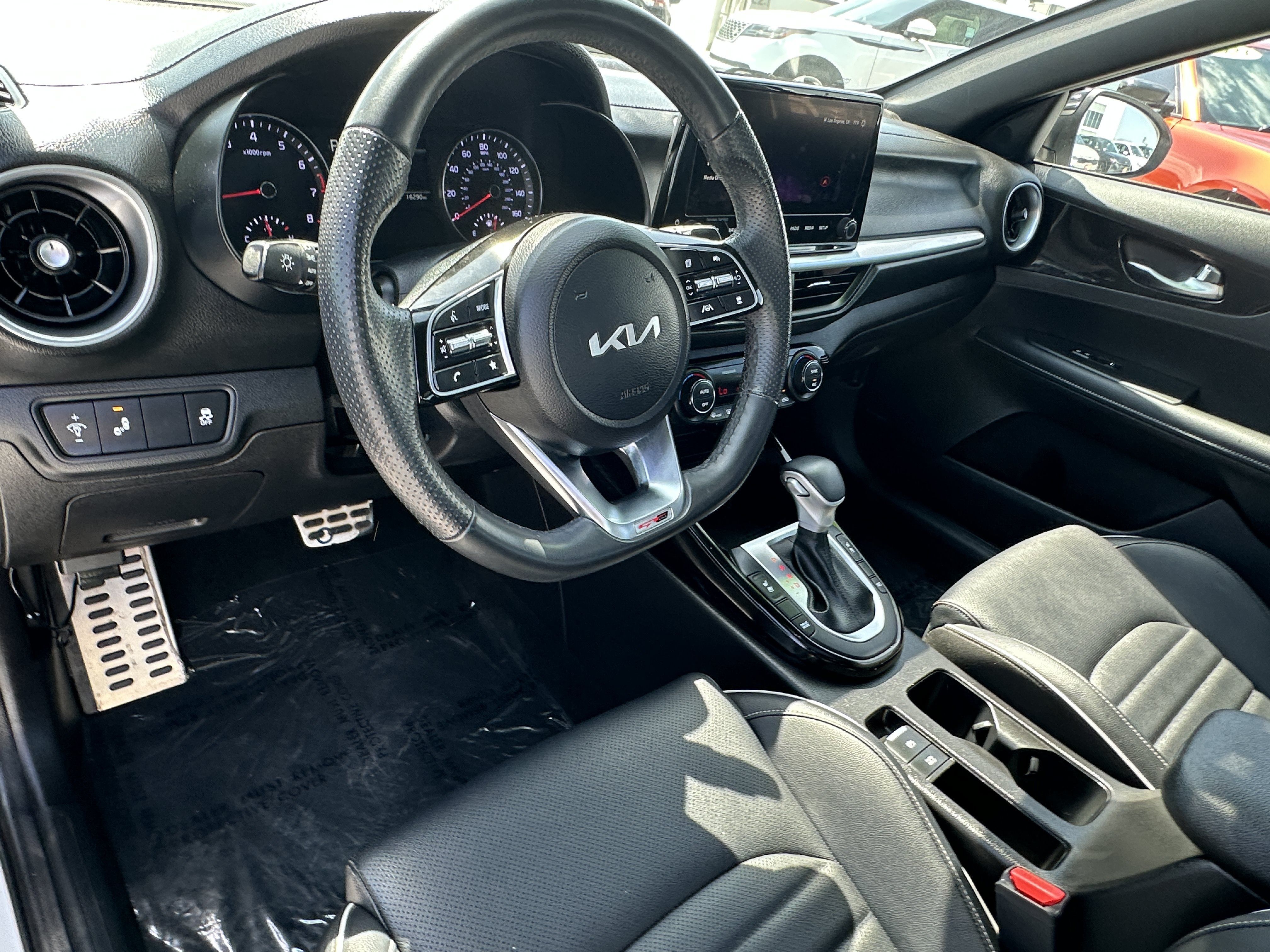 Certified 2023 Kia Forte GT-Line w/ GT-Line Premium Package FWD image 23