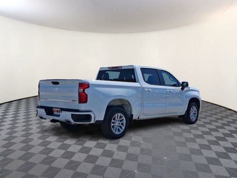 Used 2022 Chevrolet Silverado 1500 RST w/ Z71 Off-Road Package AWD/4WD image 5