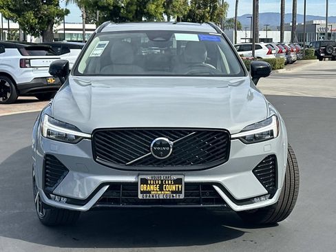 New 2026 Volvo XC60 B5 Ultra w/ Climate Package AWD/4WD image 2