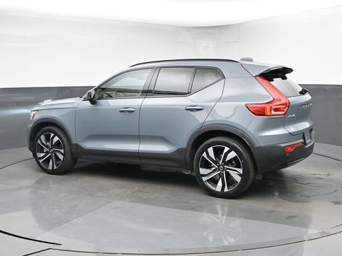 Used 2023 Volvo XC40 B5 Ultimate w/ Protection Package Premier AWD/4WD image 7
