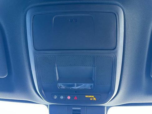 Used 2024 Chevrolet Traverse Z71 w/ LPO, Floor Liner Package image 46