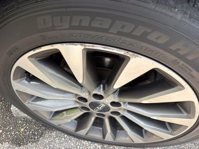 Used 2020 Lincoln Navigator L Reserve RWD image 3
