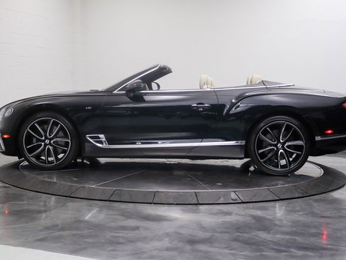 Used 2020 Bentley Continental GT V8 AWD/4WD image 11