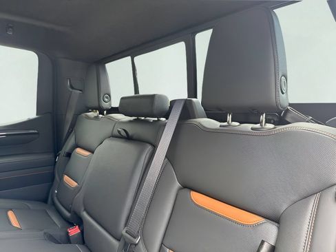 New 2026 GMC Sierra 1500 AT4 w/ AT4 Premium Package AWD/4WD image 24