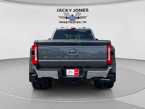 Used 2026 Ford F350 Lariat w/ Lariat Ultimate Package AWD/4WD image 4