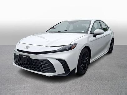 Used 2025 Toyota Camry SE