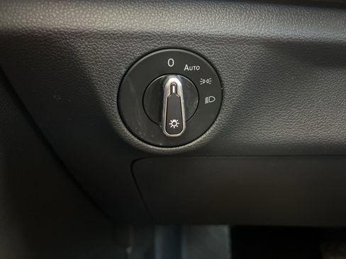 Certified 2024 Volkswagen Jetta SEL image 35