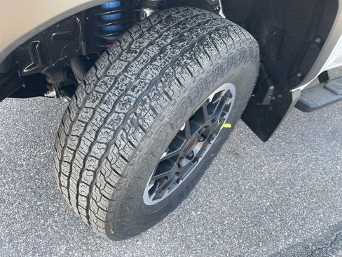 New 2026 Toyota Tacoma TRD Off-Road AWD/4WD image 10