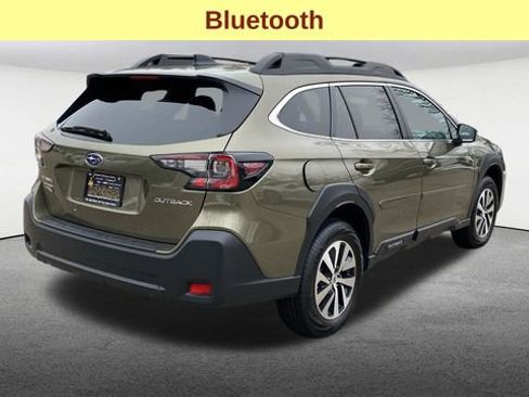 Certified 2025 Subaru Outback Premium AWD/4WD image 9