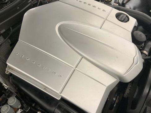 Used 2004 Chrysler Crossfire Coupe RWD image 25