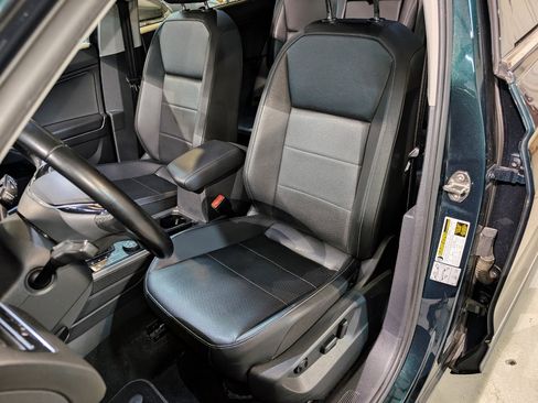 Used 2019 Volkswagen Tiguan SEL image 20