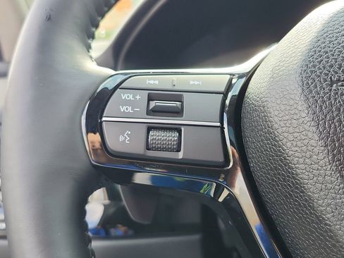 Used 2025 Honda Accord Touring image 24