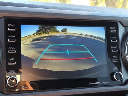 Used 2023 Toyota Tacoma TRD Off-Road image 18