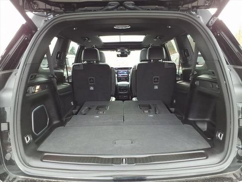 Used 2024 Jeep Grand Cherokee L Limited w/ Luxury Tech Group II image 6