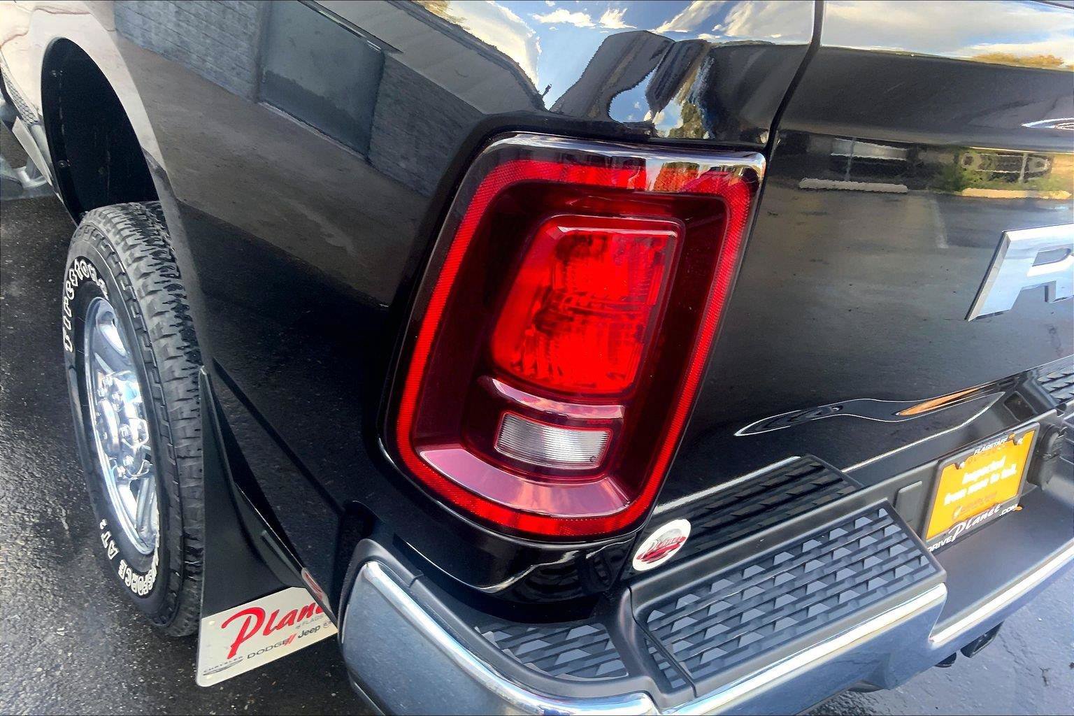 Certified 2026 RAM 2500 Tradesman AWD/4WD image 28
