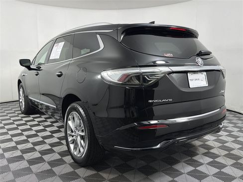 Certified 2023 Buick Enclave Avenir w/ Avenir Technology Package FWD image 4