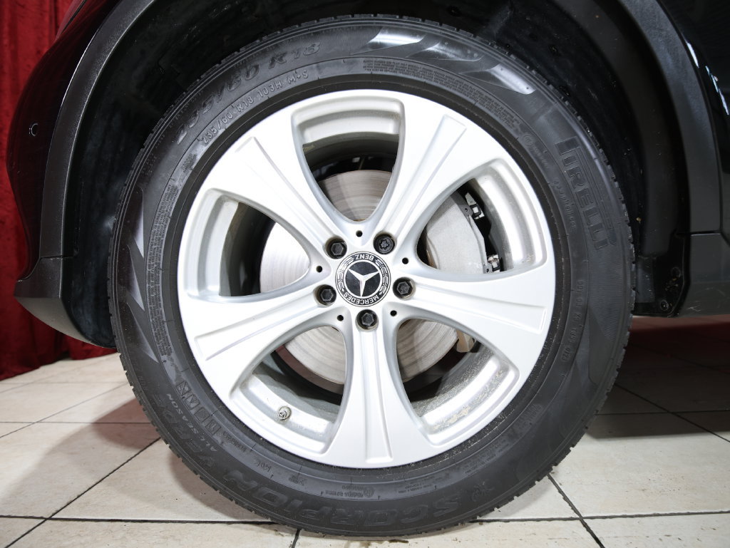 Used 2018 Mercedes-Benz GLC 300 w/ Premium Package image 7
