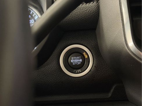 Used 2020 RAM 3500 Laramie image 18