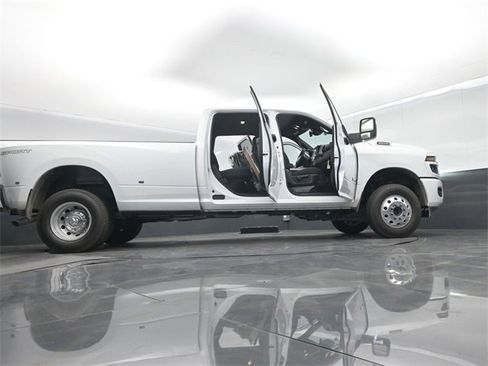 New 2026 RAM 3500 Big Horn image 70