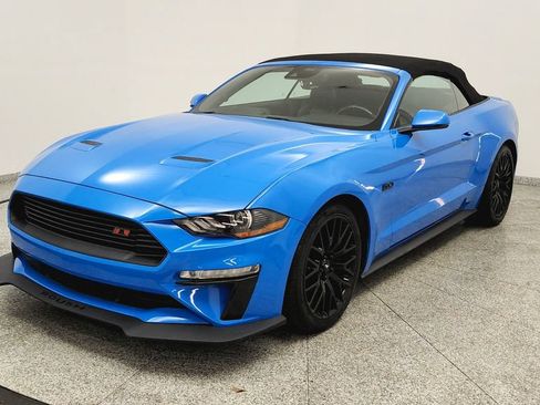Used 2022 Ford Mustang GT Premium w/ GT Performance Package RWD image 9