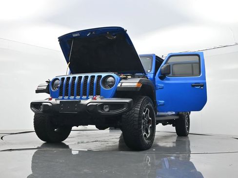 Used 2022 Jeep Gladiator Rubicon w/ LED Lighting Group AWD/4WD image 34