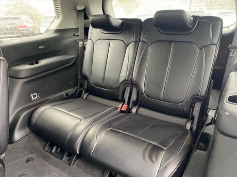 Used 2021 Jeep Grand Cherokee L Limited image 24