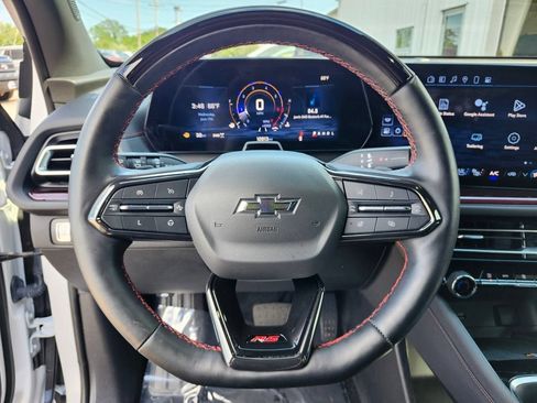 Used 2024 Chevrolet Traverse RS w/ LPO, Floor Liner Package AWD/4WD image 28