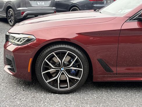Used 2023 BMW 530i xDrive w/ M Sport Package AWD/4WD image 4