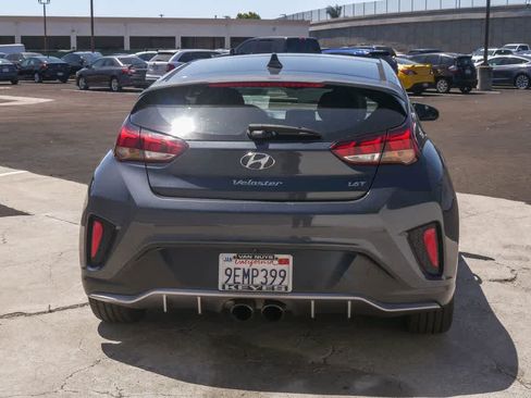 Used 2019 Hyundai Veloster Turbo FWD image 7