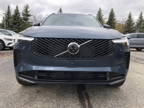 New 2026 Volvo XC90 B6 Ultra w/ Protection Package Premier image 2