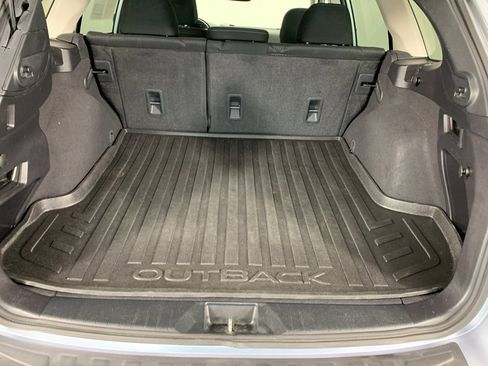 Used 2016 Subaru Outback 2.5i Premium image 13