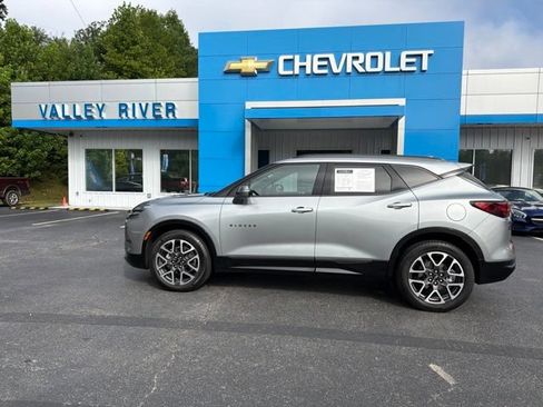 Used 2025 Chevrolet Blazer RS AWD/4WD image 5